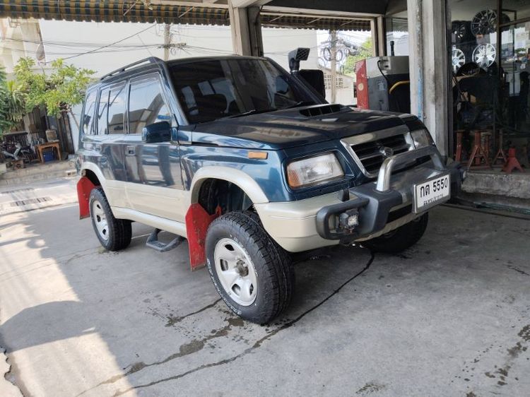 รถ Suzuki Vitara 1.6 4WD สี เขียว