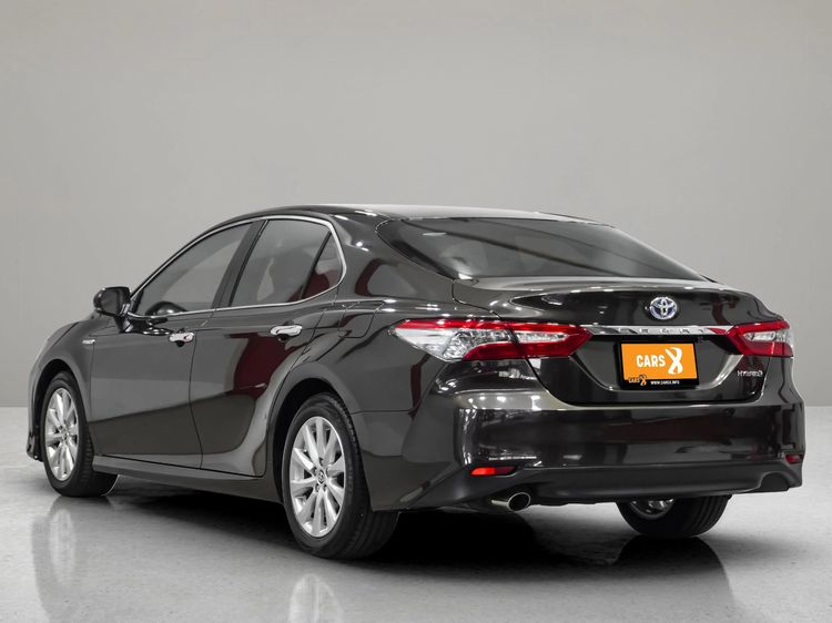 Toyota Camry 2021 2.5 Hybrid Premium Sedan ไฮบริด ไม่ติดแก๊ส เกียร์อัตโนมัติ เทา รูปที่ 4