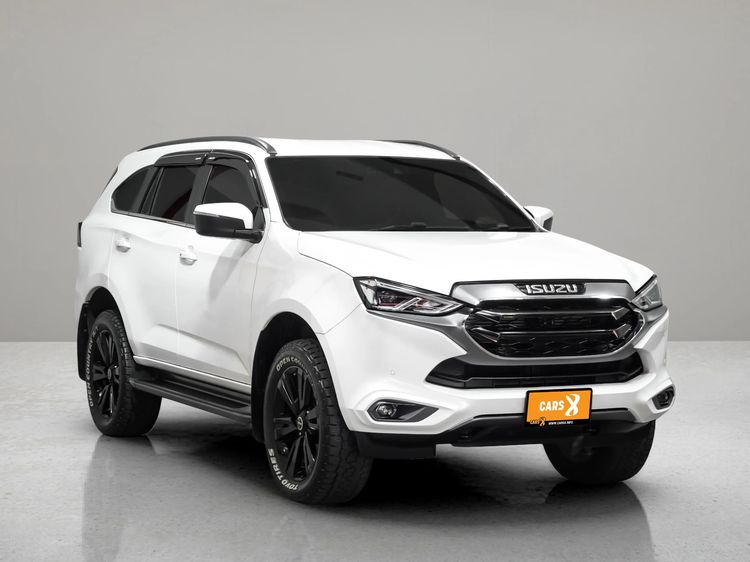 Isuzu MU-X 2024 3.0 Ultimate AT 4WD Utility-car ดีเซล ไม่ติดแก๊ส เกียร์อัตโนมัติ ขาว รูปที่ 4