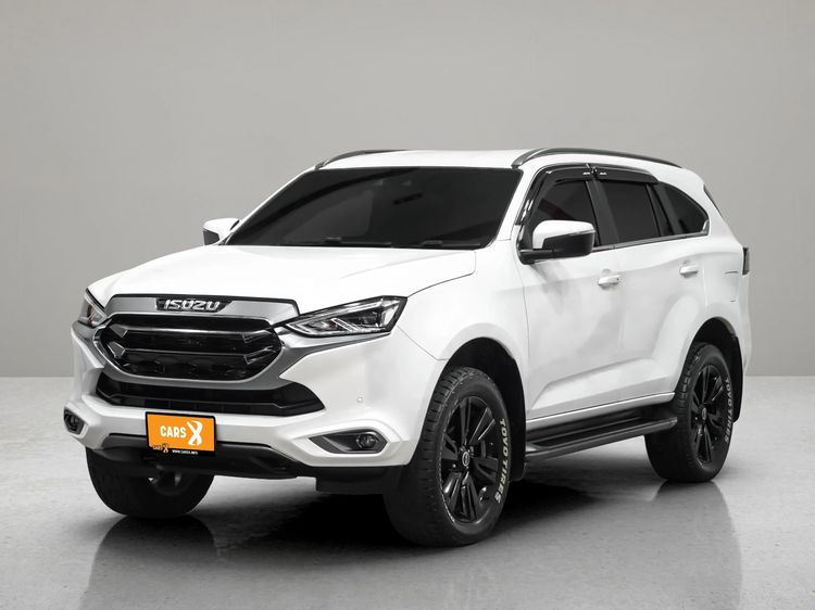 รถ Isuzu MU-X 3.0 Ultimate AT 4WD สี ขาว