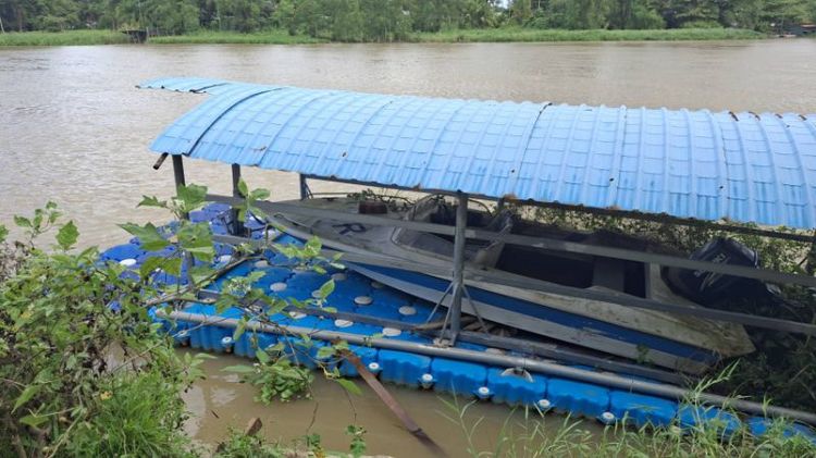 ขายเรือพร้อมทุ่น รูปที่ 3