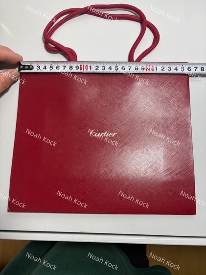 ถุงกระดาษแบรนด์ Cartier ของแท้ ขนาด 26x22.5 ซม. ของใหม่ (ขั้นต่ำ 10 ใบ)  Title)Authentic Cartier Paper Bag / Shopping Bag