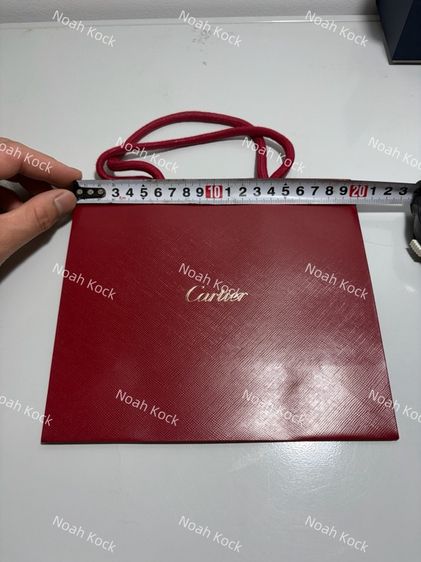 ถุงกระดาษแบรนด์ Cartier ของแท้ ขนาด 20x18 ซม. ของใหม่ (ขั้นต่ำ 10 ใบ)  Authentic Cartier Paper Bag / Shopping Bag