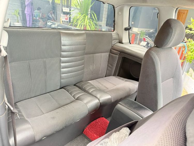 Isuzu D-MAX 2006 3.0 Hi-Lander Pickup ดีเซล ไม่ติดแก๊ส เกียร์ธรรมดา เทา รูปที่ 4