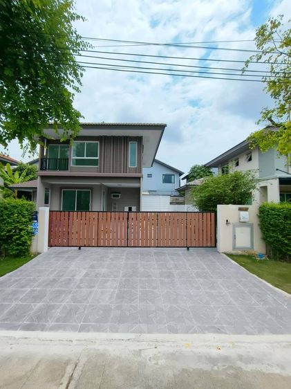 มีบางส่วน 2019  บ้านเดี่ยวรีโนเวทใหม่ พร้อมอยู่ ทำเลศักยภาพ ติดถนนบรมราชชนนี