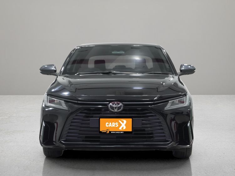 Toyota Yaris ATIV 2022 1.2 Premium Luxury Sedan เบนซิน ไม่ติดแก๊ส เกียร์อัตโนมัติ ดำ รูปที่ 2