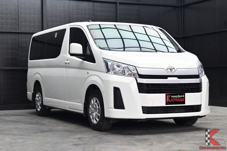 รถ Toyota Hiace 2.8 GL สี ขาว
