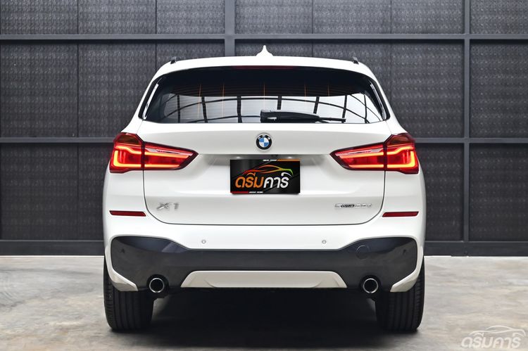 BMW X1 2019 2.0 sDrive20d M Sport Utility-car ดีเซล ไม่ติดแก๊ส เกียร์อัตโนมัติ ขาว รูปที่ 4