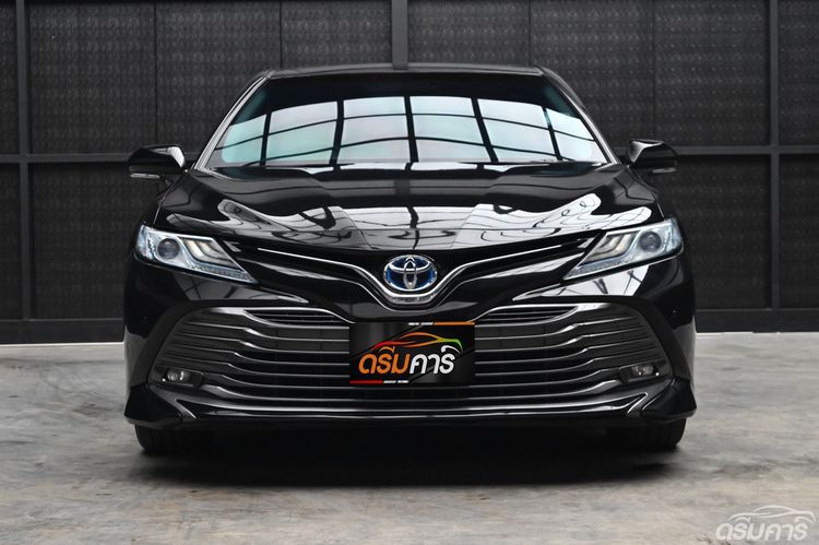 Toyota Camry 2019 2.5 Hybrid Sedan ไฮบริด ไม่ติดแก๊ส เกียร์อัตโนมัติ ดำ รูปที่ 2
