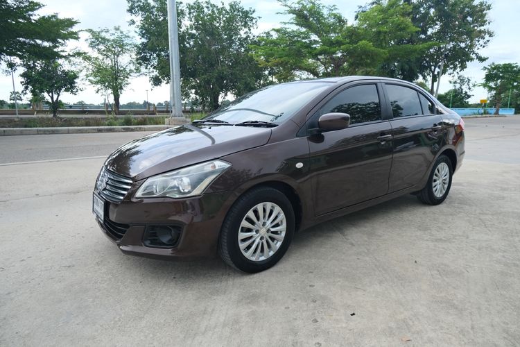 Suzuki Ciaz 2016 1.2 GL Sedan เบนซิน ไม่ติดแก๊ส เกียร์อัตโนมัติ น้ำตาล รูปที่ 3