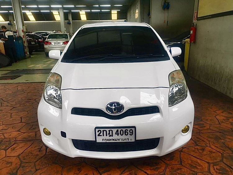 TOYOTA YARIS 1.5 ปี2013 รถสวย