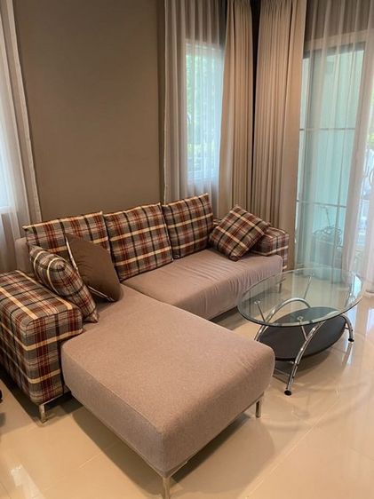 มีบางส่วน ให้เช่า ขาย ทาวน์โฮม 3 ชั้น โครงการ บ้านกลางเมืองพระราม 9 มอเตอร์เวย์ Baan Klang Mueng Rama 9 Motor way ตกแต่งพร้อมเข้าอยู่ เดินทางสะดวก รูปที่ 2