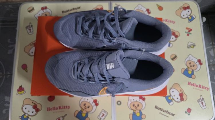 รองเท้าผ้าใบ ผ้า UK 7.5 | EU 41 1/3 | US 8 อื่นๆ รองเท้า M Nike Legend Essential 3 NN