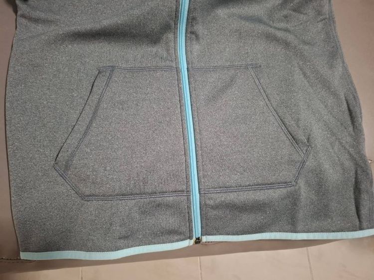 เสื้อกันหนาว Nike ของแท้ size S รูปที่ 7