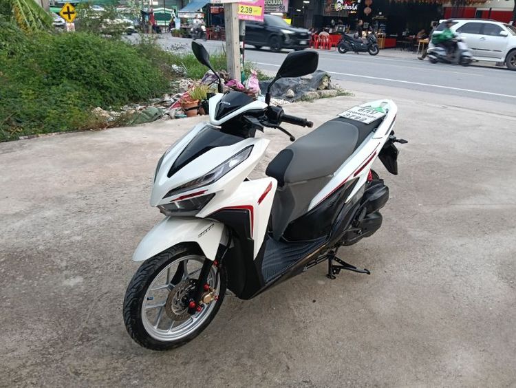 Honda 2018 CLICK125i LED เครื่องดีนิ่มๆ เอกสารครบ