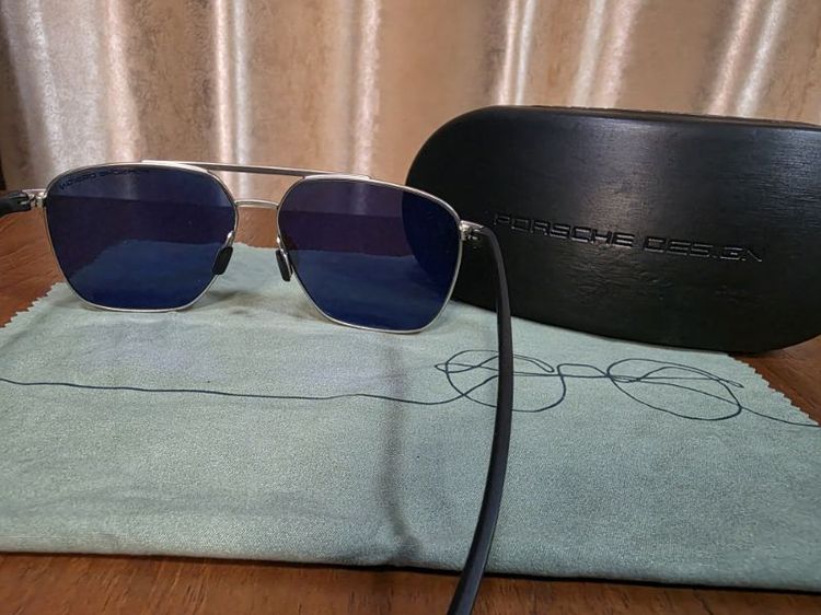 +2                    แว่นกันแดดในรูปคือแบรนด์ Porsche Design รุ่น P8927 (สี Palladium-Black) รูปที่ 3