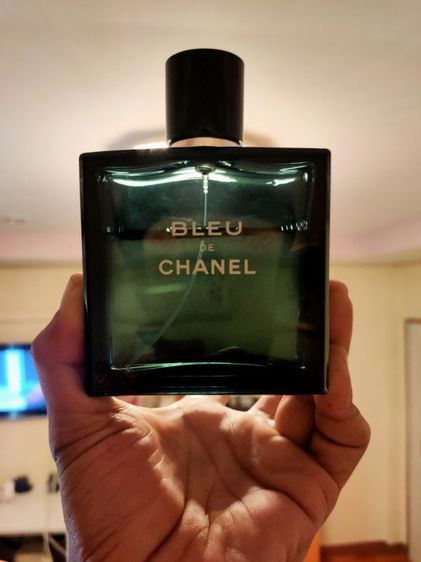 อื่นๆ ชาย น้ำหอม blu D Chanel100ml  แท้ ไม่มีกล่อง สภาพมีรอยขนแมวนิดหน่อย นัดดูของสงขลา ส่งฟรีสงขลา