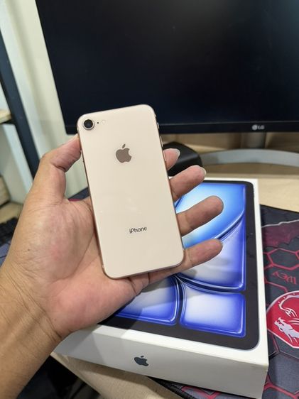 iPhone 8 64GB จอแท่ลื่น เล่นโซเชียล อื่นๆ ลื่นครับ