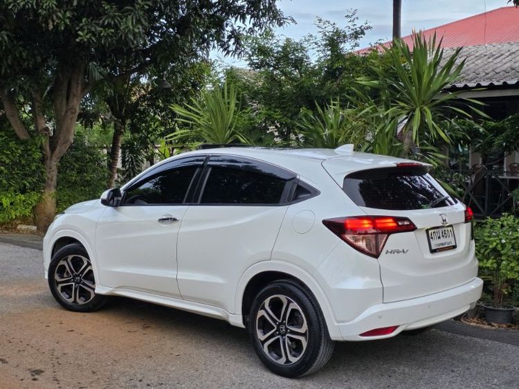 Honda HR-V 2015 1.8 EL Sedan เบนซิน ไม่ติดแก๊ส เกียร์อัตโนมัติ ขาว รูปที่ 4