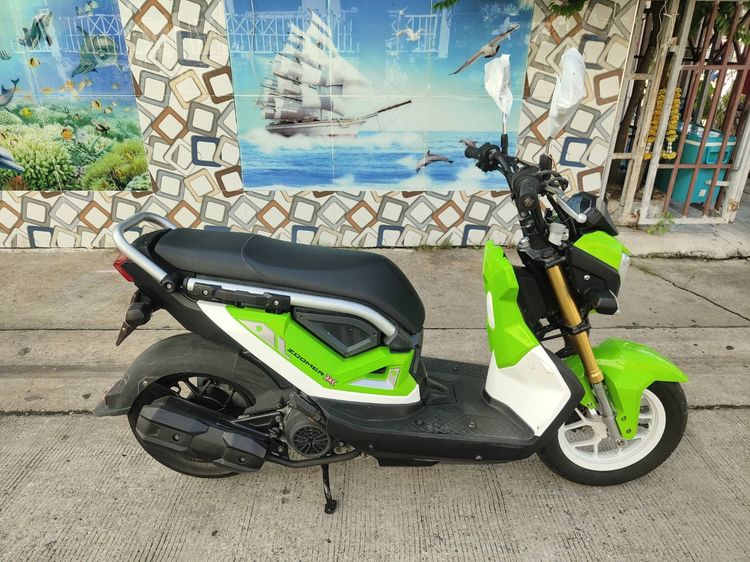 🛵ยังไงก็ขาย ZOOMER-X ปี 60 เครื่องดี สีสวย สตาร์ทมือ เล่มชุดโอนครบ+เปลี่ยนถ่ายน้ำมันเครื่องฟรี ส่งฟรี30 ก.ม รูปที่ 3