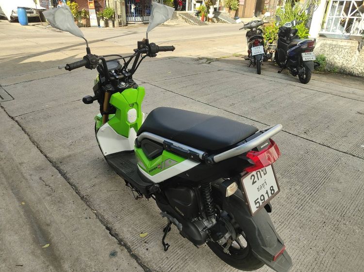 🛵ยังไงก็ขาย ZOOMER-X ปี 60 เครื่องดี สีสวย สตาร์ทมือ เล่มชุดโอนครบ+เปลี่ยนถ่ายน้ำมันเครื่องฟรี ส่งฟรี30 ก.ม รูปที่ 7