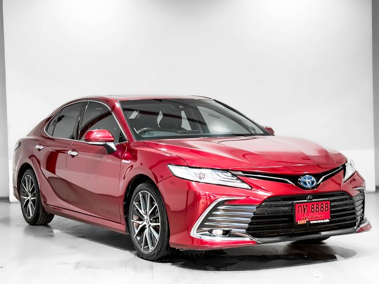 รถ Toyota Camry 2.5 Hybrid Premium Luxury สี แดง