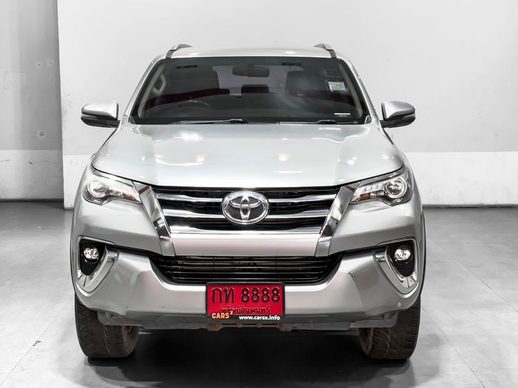 Toyota Fortuner 2017 2.4 V Utility-car ดีเซล ไม่ติดแก๊ส เกียร์อัตโนมัติ บรอนซ์เงิน รูปที่ 2