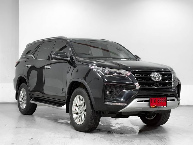 Toyota Fortuner 2022 2.4 V Utility-car ดีเซล ไม่ติดแก๊ส เกียร์อัตโนมัติ ดำ