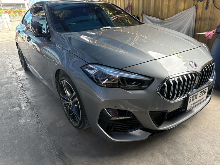 BMW Series 2 2022 220i Sedan เบนซิน ไม่ติดแก๊ส เกียร์อัตโนมัติ เทา