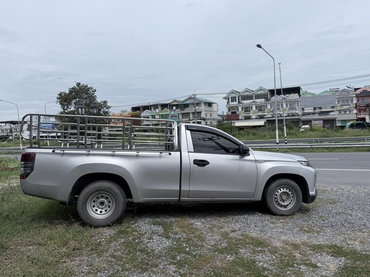 Mitsubishi Triton 2021 2.5 GL Pickup ดีเซล เกียร์ธรรมดา บรอนซ์เงิน