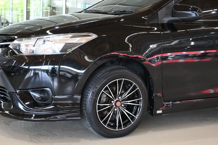 Toyota Vios 2016 1.5 J Sedan เบนซิน ไม่ติดแก๊ส เกียร์อัตโนมัติ ดำ รูปที่ 3