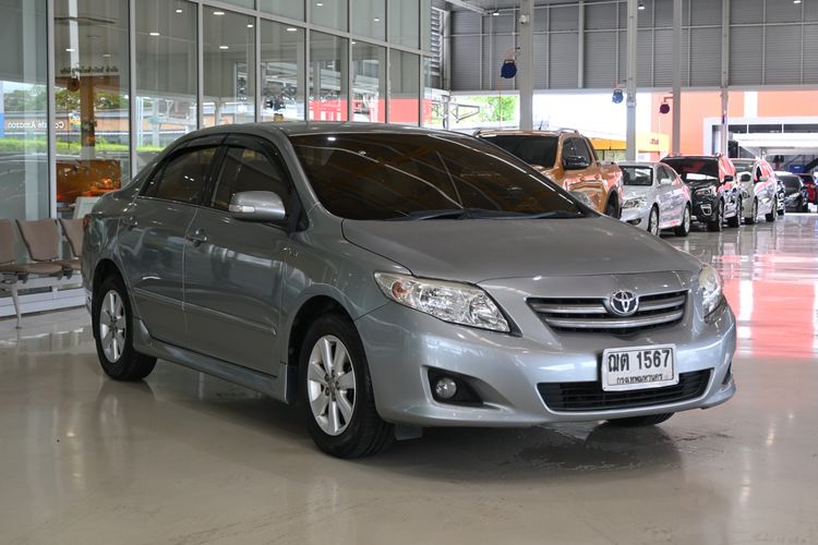รถ Toyota Altis 1.6 E สี เทา