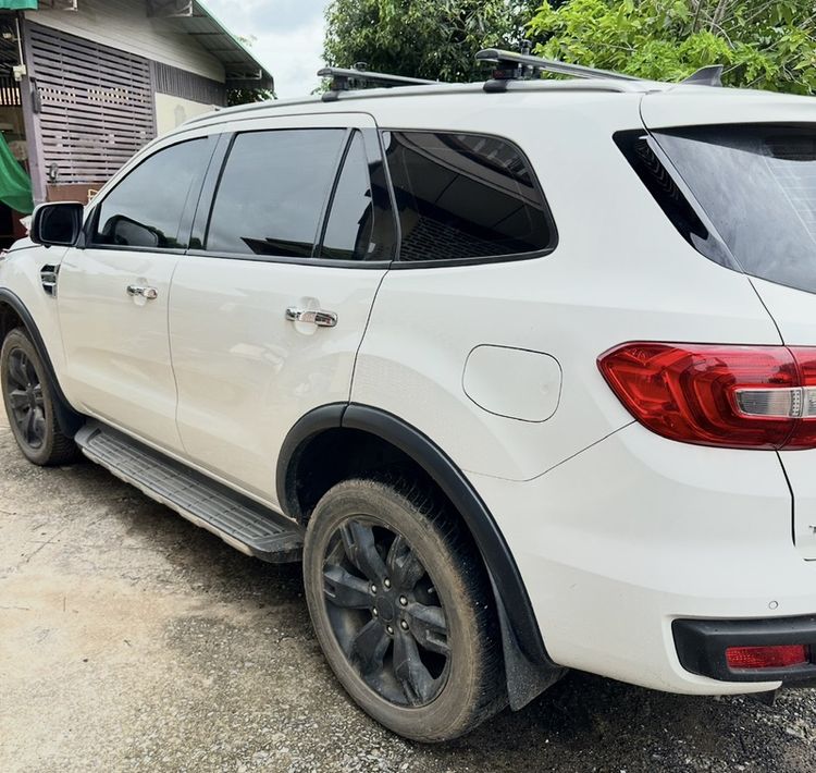 Ford Everest 2015 3.2 Titanium Plus 4WD Utility-car ดีเซล เกียร์อัตโนมัติ ขาว รูปที่ 3
