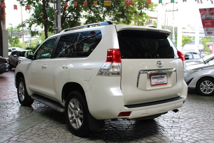 Toyota Land Cruiser Prado 2012 3.0 D4D 4WD Utility-car ดีเซล ไม่ติดแก๊ส เกียร์อัตโนมัติ ขาว รูปที่ 4