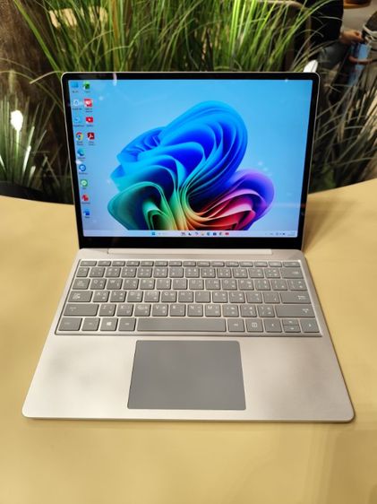 MS Surface Laptop Go