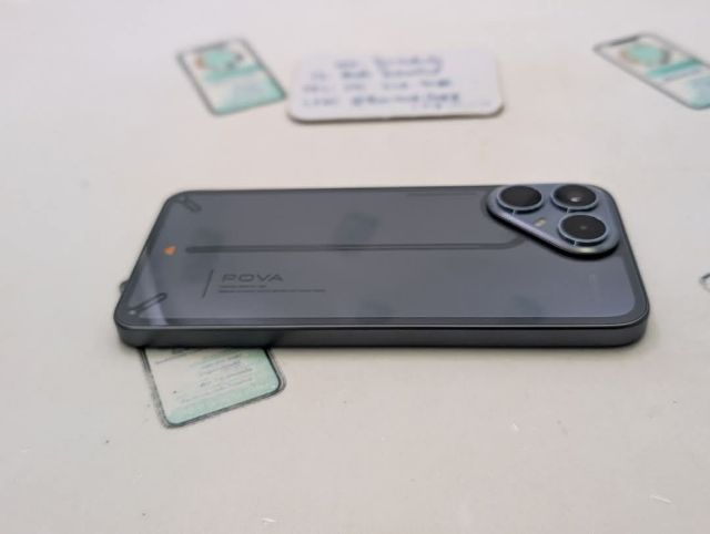 ขาย เทิร์น Tecno Pova 8 5G Ram 6 Rom 128 ศูนย์ไทย สภาพใหม่เอี่ยม อุปกรณ์ครบยกกล่อง ประกันยาว 11 เดือนกว่า เพียง 6,590 บาท ครับ รูปที่ 4