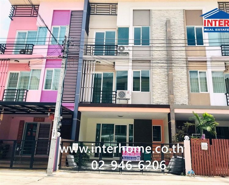 ทาวน์โฮม 3 ชั้น 20.8 ตร.ว. หมู่บ้านกัสโต้แกรนด์ รามคำแหง ใกล้แยกมีสทีน ซอยมีสทีน ถนนรามคำแหง ถนนราษฎร์พัฒนา เขตสะพานสูง กรุงเทพมหานคร