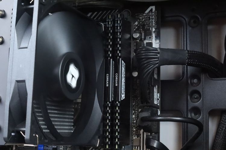 Comset Gaming CORE I7-11700K.GTX1660Ti RAM32.500GB รูปที่ 12