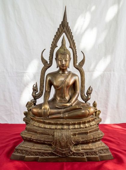 พระพุทธชินราช ขนาดบูชา วัดพระศรีรัตนมหาธาตุ จ.พิษณุโลก หน้าตัก9นิ้ว ปี2500 เนื้อทองเหลือง