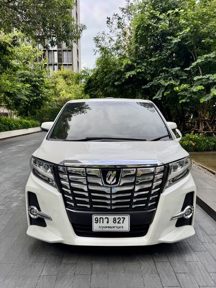 รถ Toyota Alphard 2.5 S C-Package สี ขาว