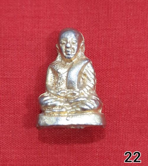 22.หลวงพ่อเงิน วัดบางคลาน