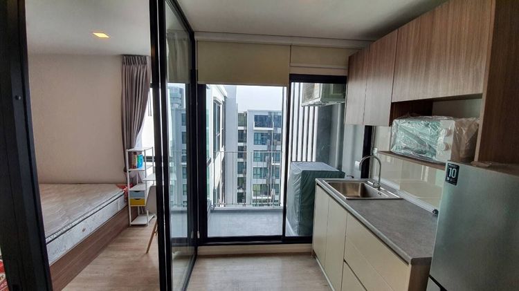อื่นๆ ไม่อนุญาต ตกแต่งครบ 2020 ให้เช่า Kave Town Space 1 นอน 25.36 ตรม ข้าง ม.กรุงเทพ เดินไปเรียนได้ แต่งครบ เจ้าของโพสเอง มีส่วนลด 12,500 บ. รูปที่ 2