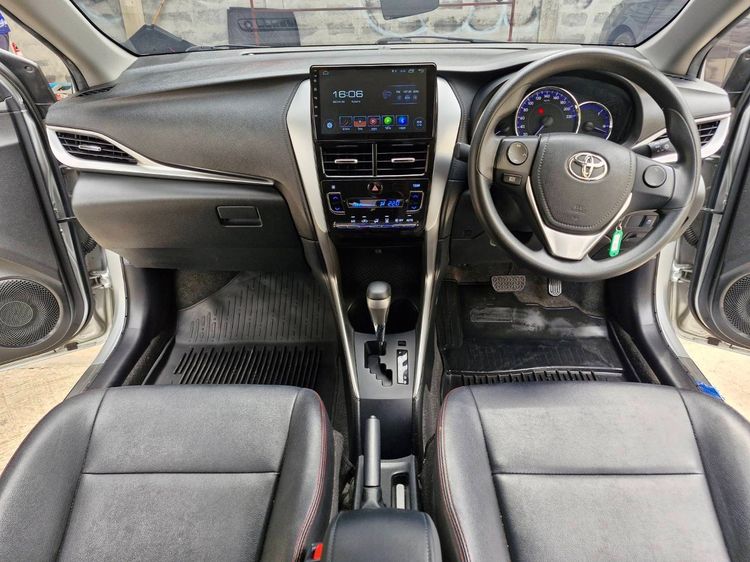 Toyota Yaris ATIV 2019 1.2 E Sedan เบนซิน ไม่ติดแก๊ส เกียร์อัตโนมัติ บรอนซ์เงิน รูปที่ 4