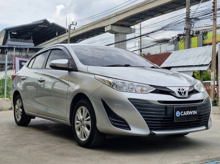 Toyota Yaris ATIV 2019 1.2 E Sedan เบนซิน ไม่ติดแก๊ส เกียร์อัตโนมัติ บรอนซ์เงิน รูปที่ 3