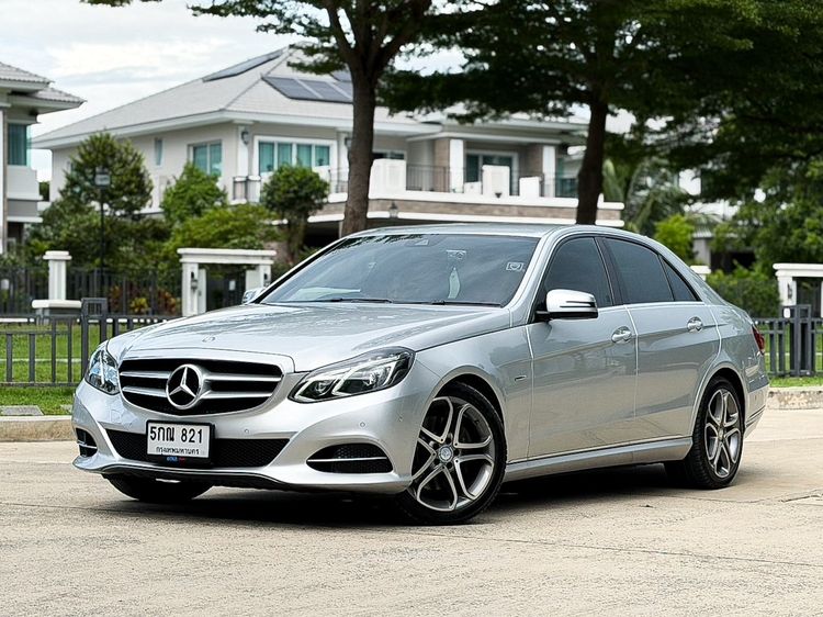 Mercedes-Benz E-Class 2016 E200 Sedan เบนซิน ไม่ติดแก๊ส เกียร์อัตโนมัติ บรอนซ์เงิน