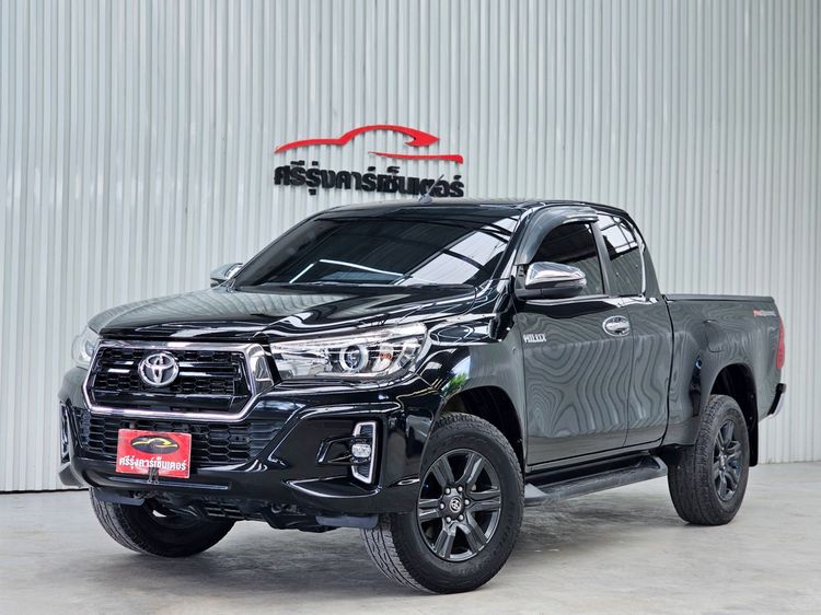 รถ Toyota Hilux Revo 2.4 E Prerunner สี ดำ