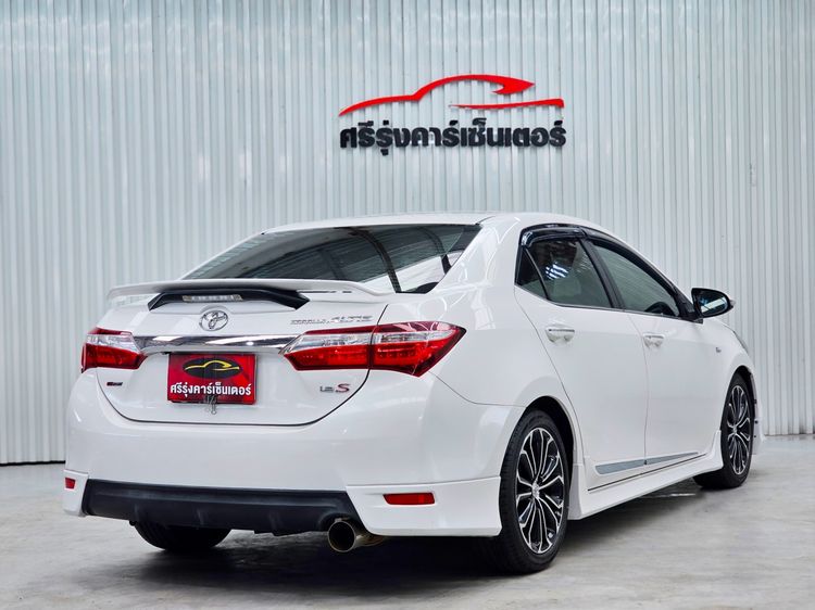 Toyota Corolla 2015 Altis 1.8 Sport Sedan เบนซิน ไม่ติดแก๊ส เกียร์อัตโนมัติ ขาว รูปที่ 4