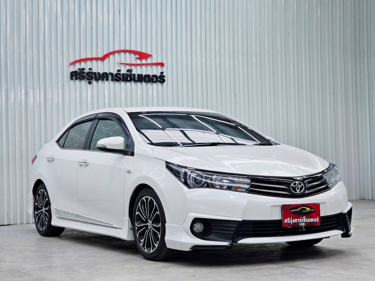 Toyota Corolla 2015 Altis 1.8 Sport Sedan เบนซิน ไม่ติดแก๊ส เกียร์อัตโนมัติ ขาว รูปที่ 3