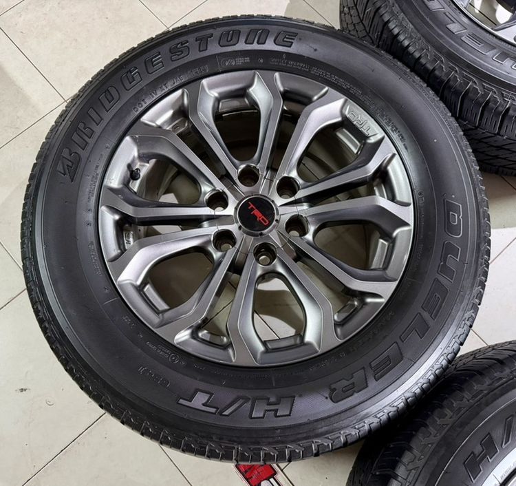 ล้อแท้TRD 18x8 พร้อมยาง BRIDGESTONE 265 60 18 ปี24 สวยงาม รูปที่ 6