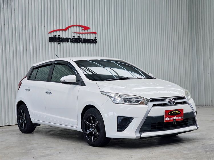Toyota Yaris 2016 1.2 G Sedan เบนซิน ไม่ติดแก๊ส เกียร์อัตโนมัติ ขาว รูปที่ 2